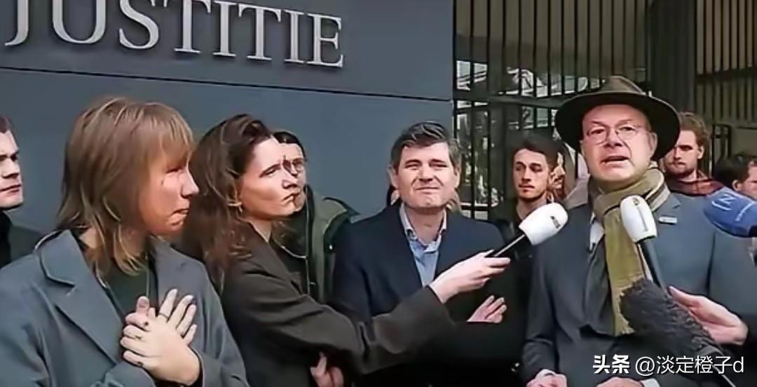 中国杀鸡儆猴，荷兰成首个被拿捏的典型
 
中国对荷兰出手，这只“鸡”选得精准，震