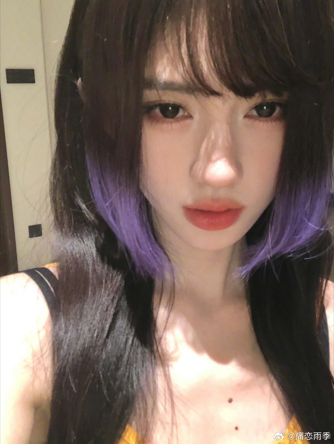 jjy鞠婧祎万花世界 jjy鞠婧祎苏绿夏“错落的思念不蔓不枝 是四月天里的我们在