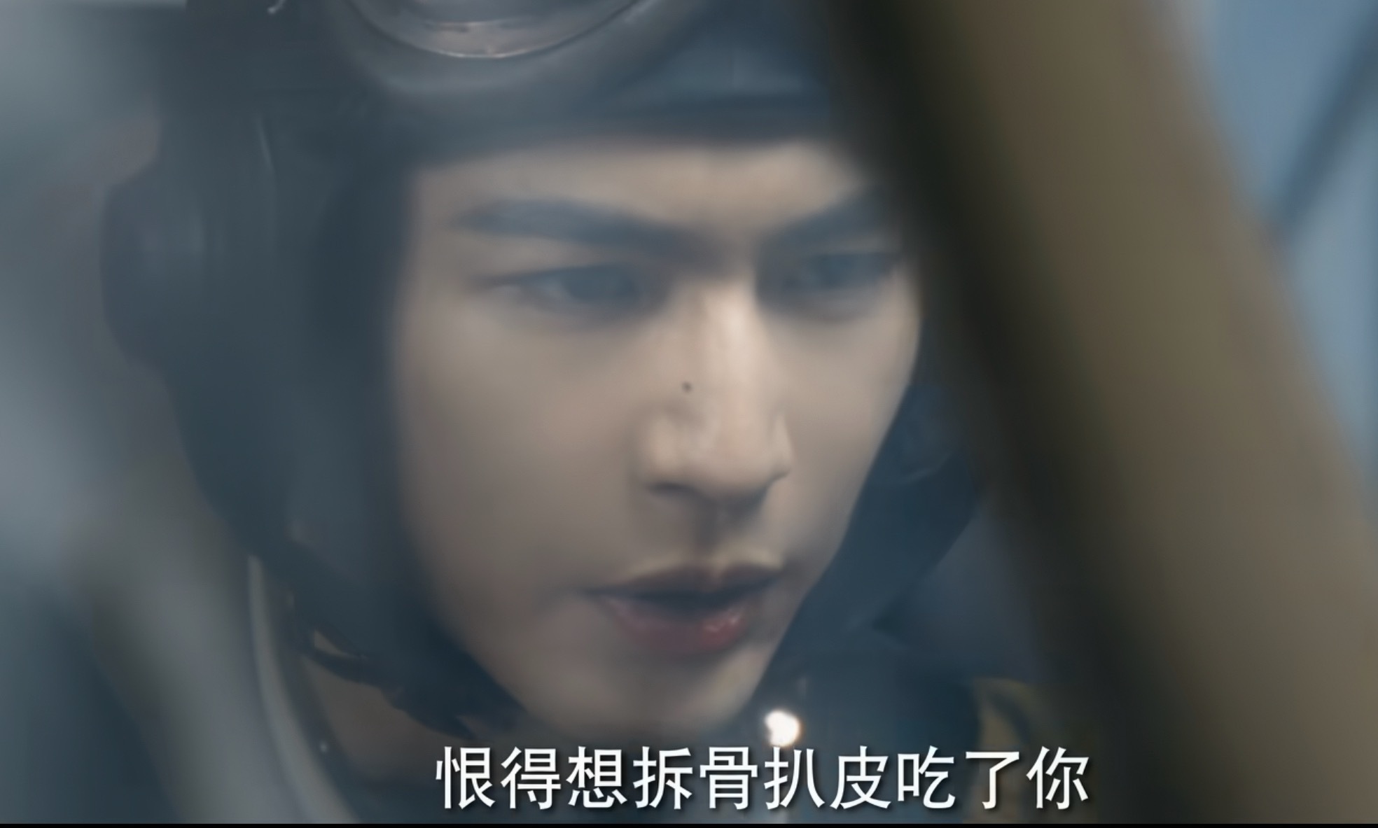 现在内娱影视剧都流行这种“扒皮型”男主吗？ 
