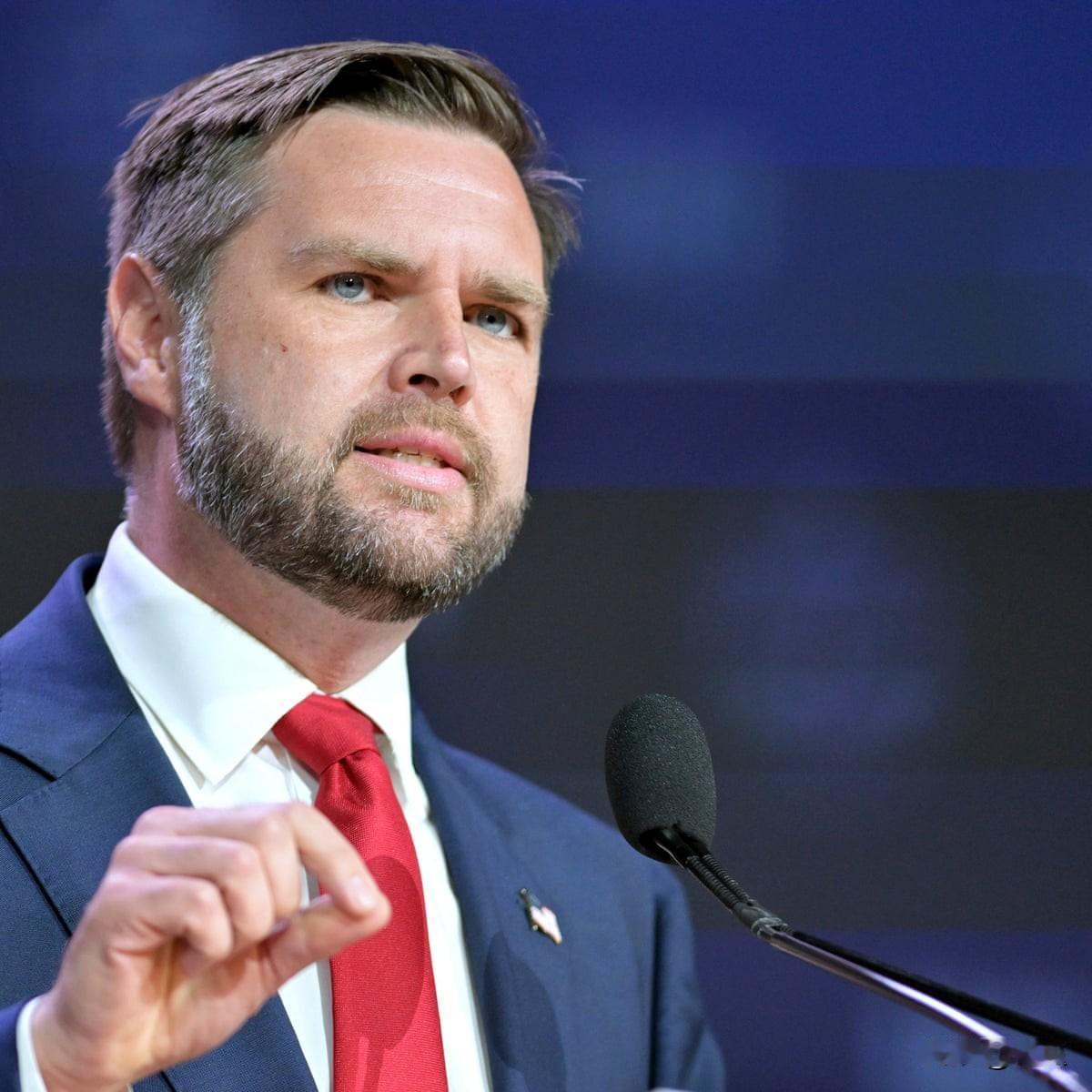 看万斯是如何把“反犹主义报道”引申到“反移民”的。

美国副总统万斯在X上转发了