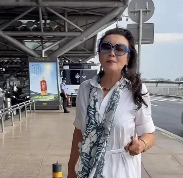 小汪和大S人品怎么样先不论，就说如果你家有个这样的婆婆，这个家迟早都会散，她说大