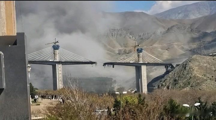 在美以空袭中，伊朗多座桥梁和公路被毁，其中就包括在4月2日空袭中被炸毁的中东最高