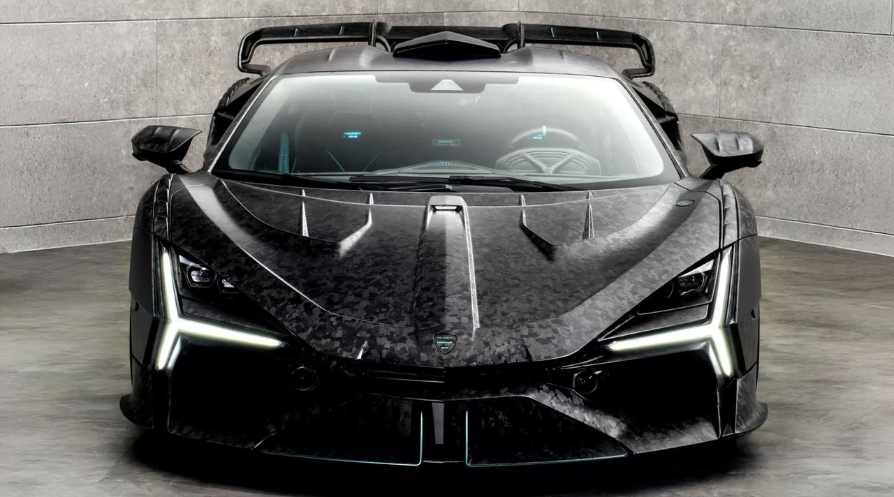 Carbonado X由Mansory基于兰博基尼 Revuelto打造，是Ma