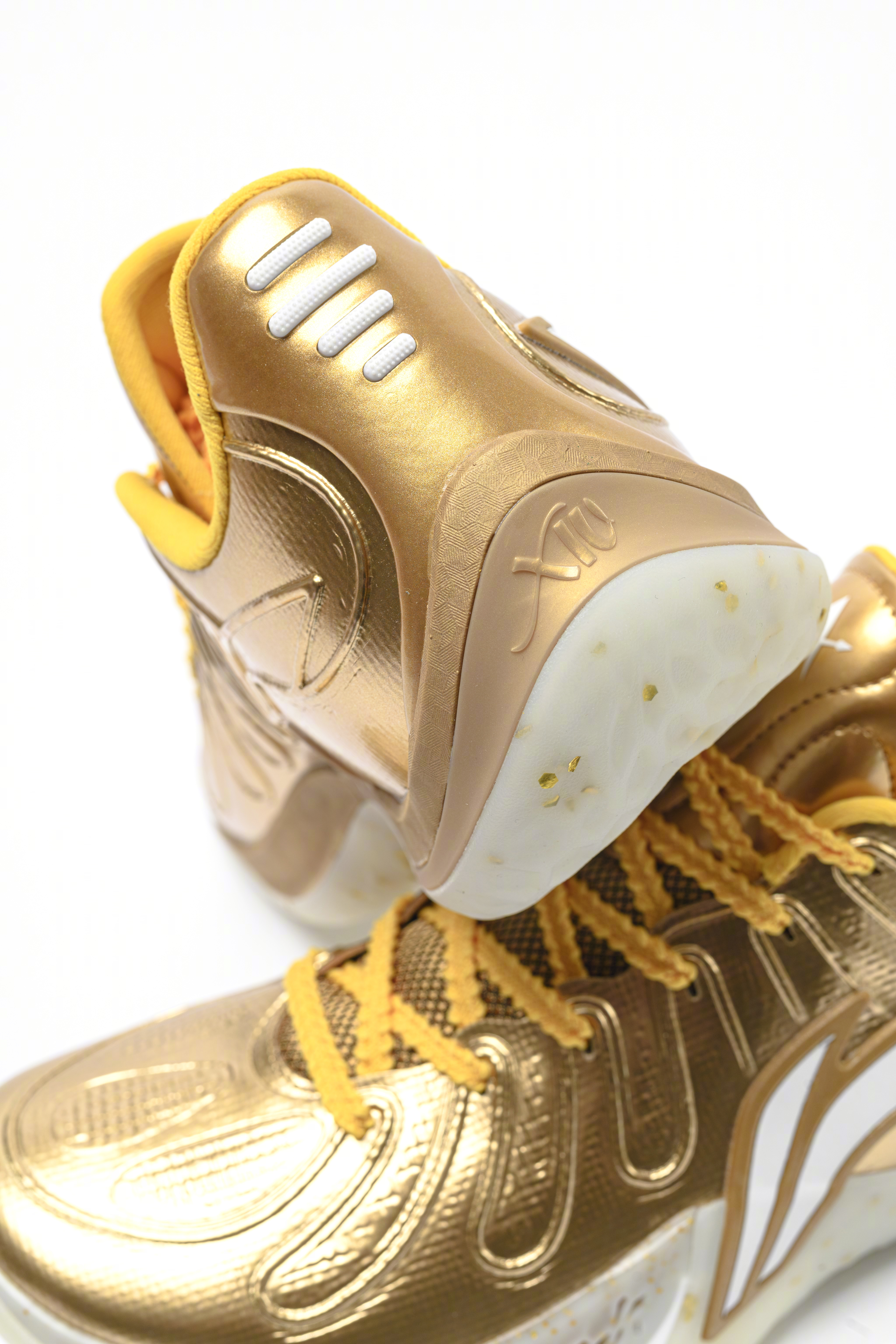 CBA鞋视角 LI-NING SONIC XIV PE徐杰今晚京粤大战G2上脚金