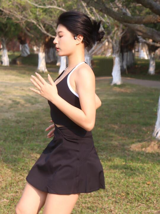 有新耳机的我be like🏃🏻 -