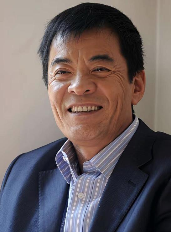 张丰毅对刘威的吐槽太好笑了。他说刘威满脸的褶子，流泪的时候没有一滴是能流到腮边的