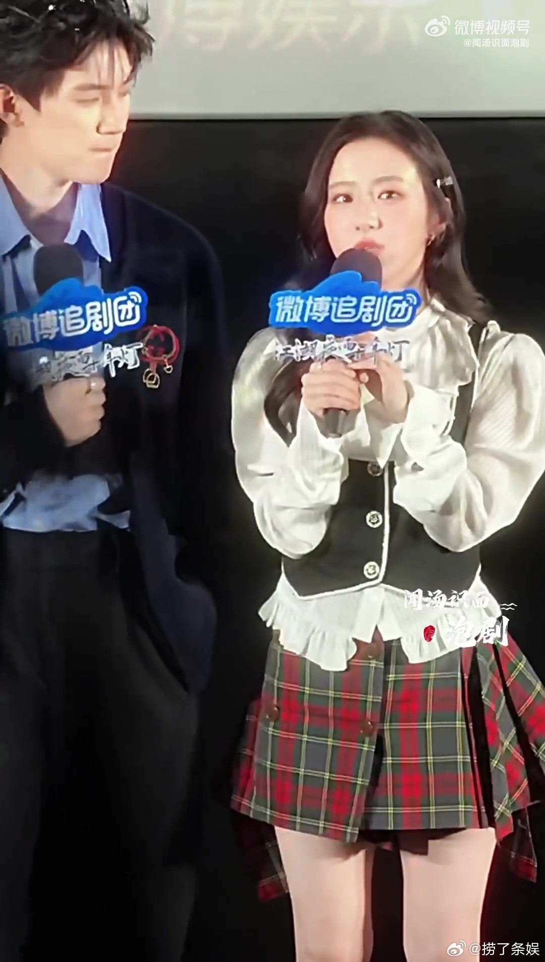 包上恩说到强制爱红温了 包上恩在追剧团聊到强制爱直接红温破防🤣，这哪是演员啊，