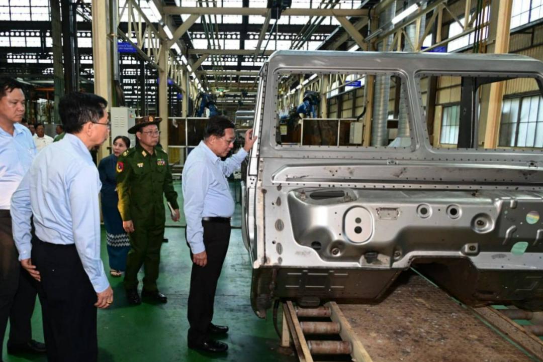 缅甸代总统视察军方工厂，指示提升农用机械产量与质量