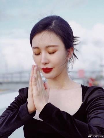 最近被田朴珺的"不完美"圈粉了！她不在意被骂只做自己，这种鲜活有力的活法太痛快了