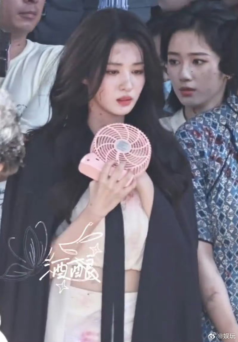 王楚然这一秒过火破碎感路透这是什么战损妆的天花板，王楚然这一秒过火路透也太有破碎