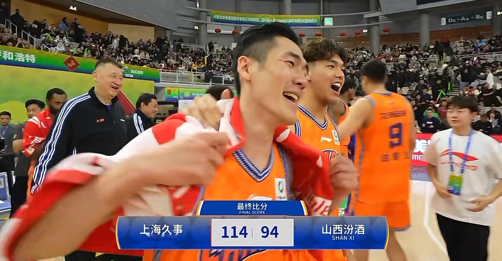 咱们的CBA俱乐部杯决赛，40分钟的球，第一节12分差，半场29分差，大部分时间