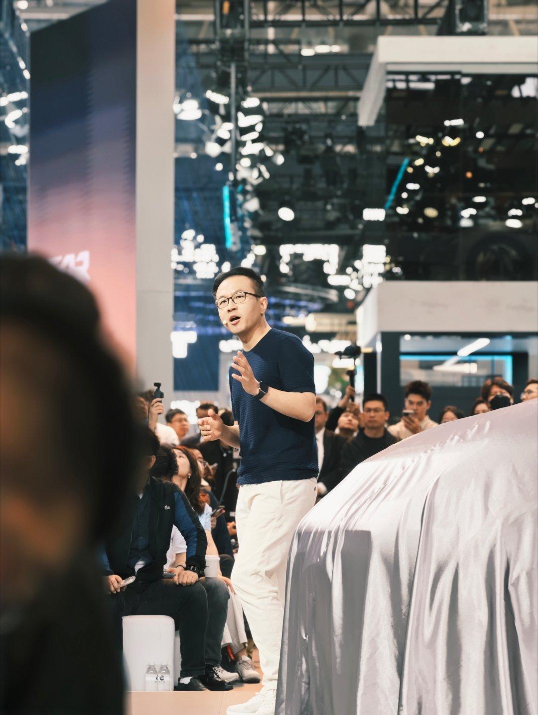 iCAR 全新概念车ROBOX，没有模仿，没有致敬，完全是按团队心目中 ROBO