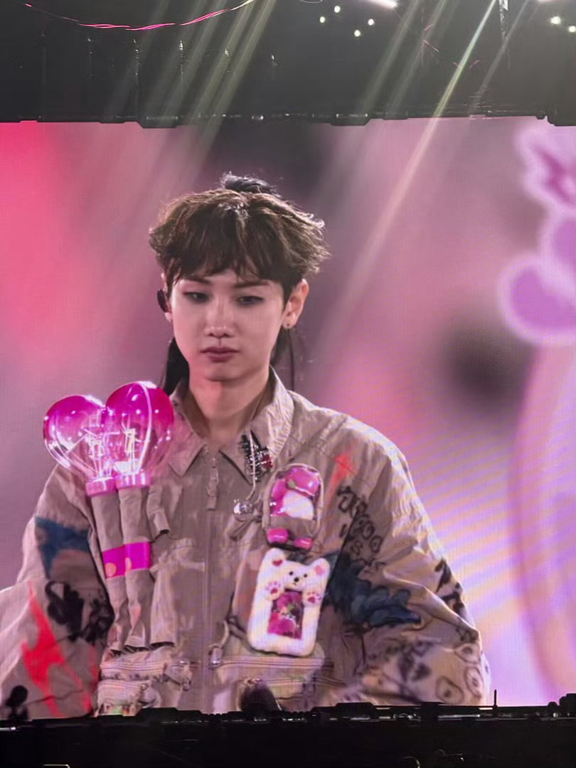 汪苏泷4月行程 汪苏泷四月行程好亮眼！沉浸式互动展必须冲，线下见粉丝超温柔，音乐