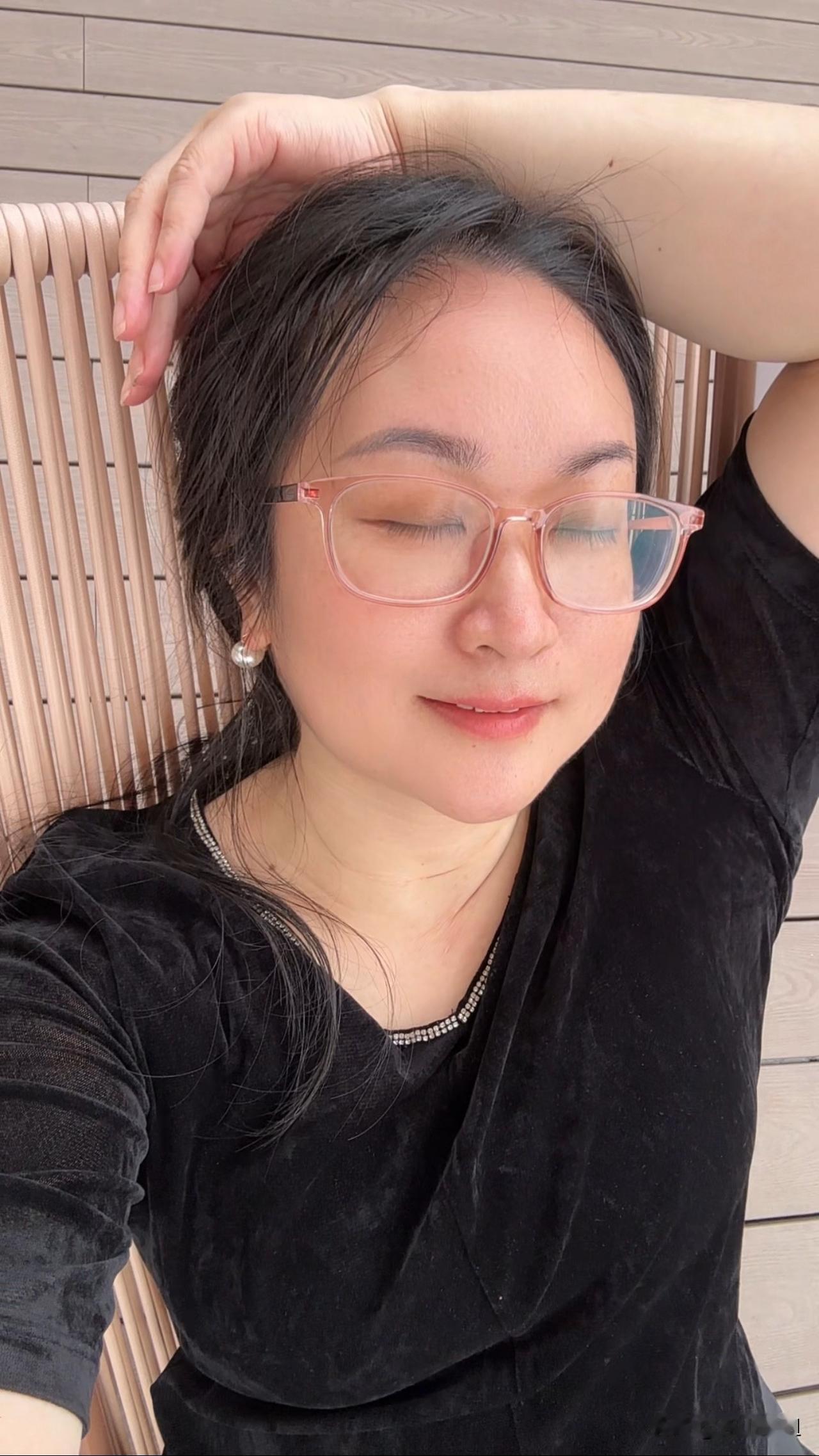 这个美丽舒适的地方：黄花镇游客接待中心，简称（客厅），也是我们项目的一部分。
