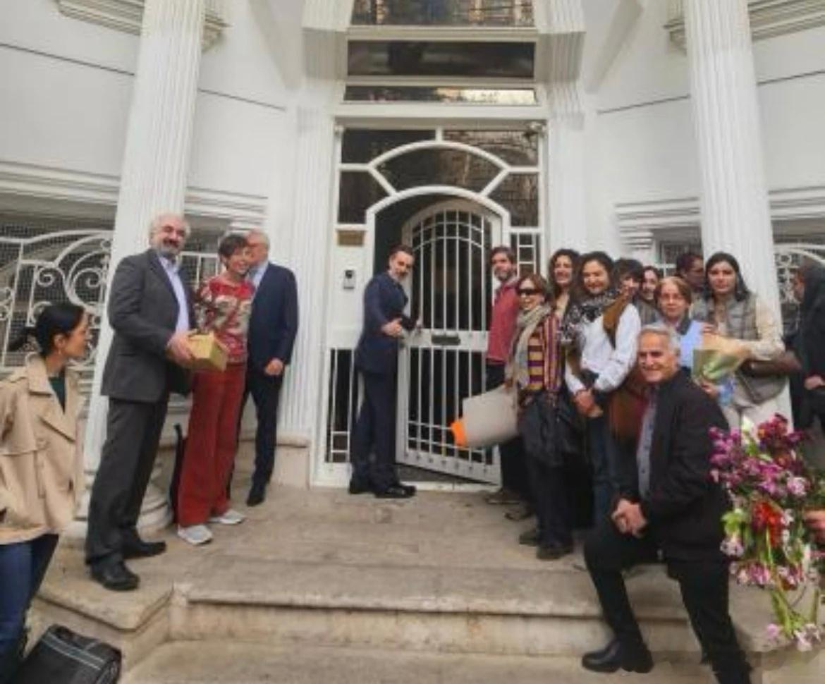 英国🇬🇧首相斯塔默：英方不支持封锁霍尔木兹海峡。法国🇫🇷总统马克龙称将与