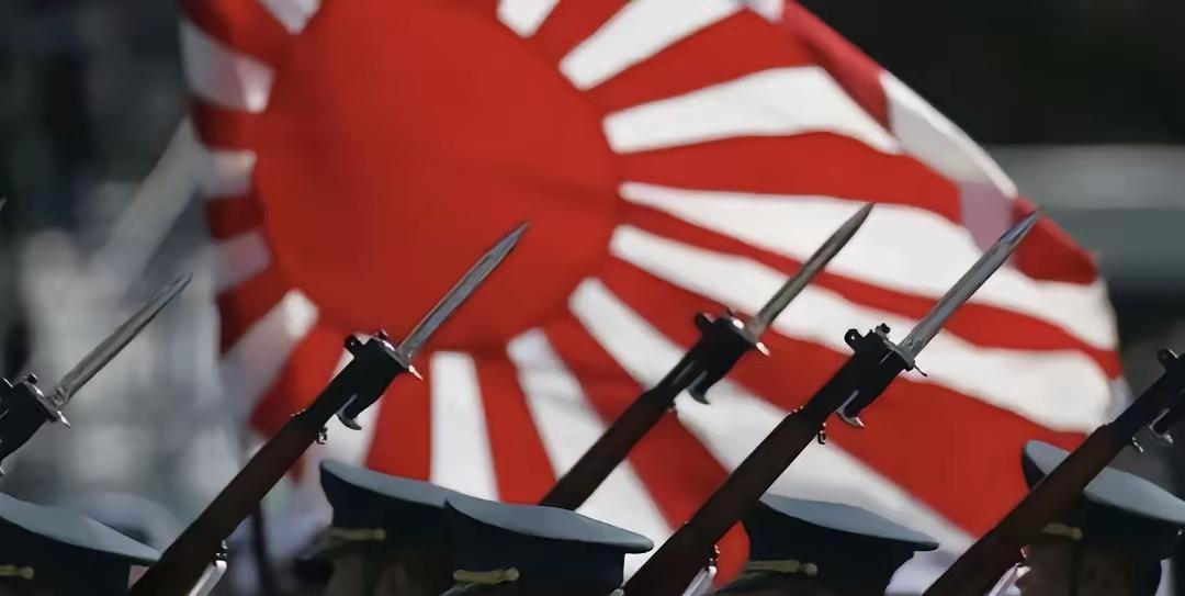 果不其然。
 
日本政府在2022年宣布了新版安保文件，提出获得“反击能力”，并