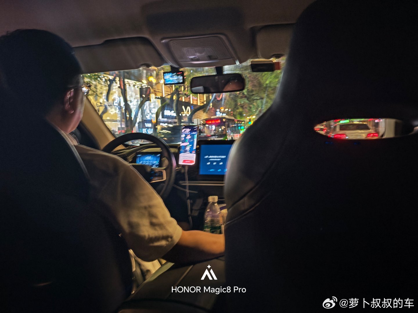 出差的路上，喜欢跟网约车司机了解电动车的使用情况。这位在惠州本地人开的是比亚迪的