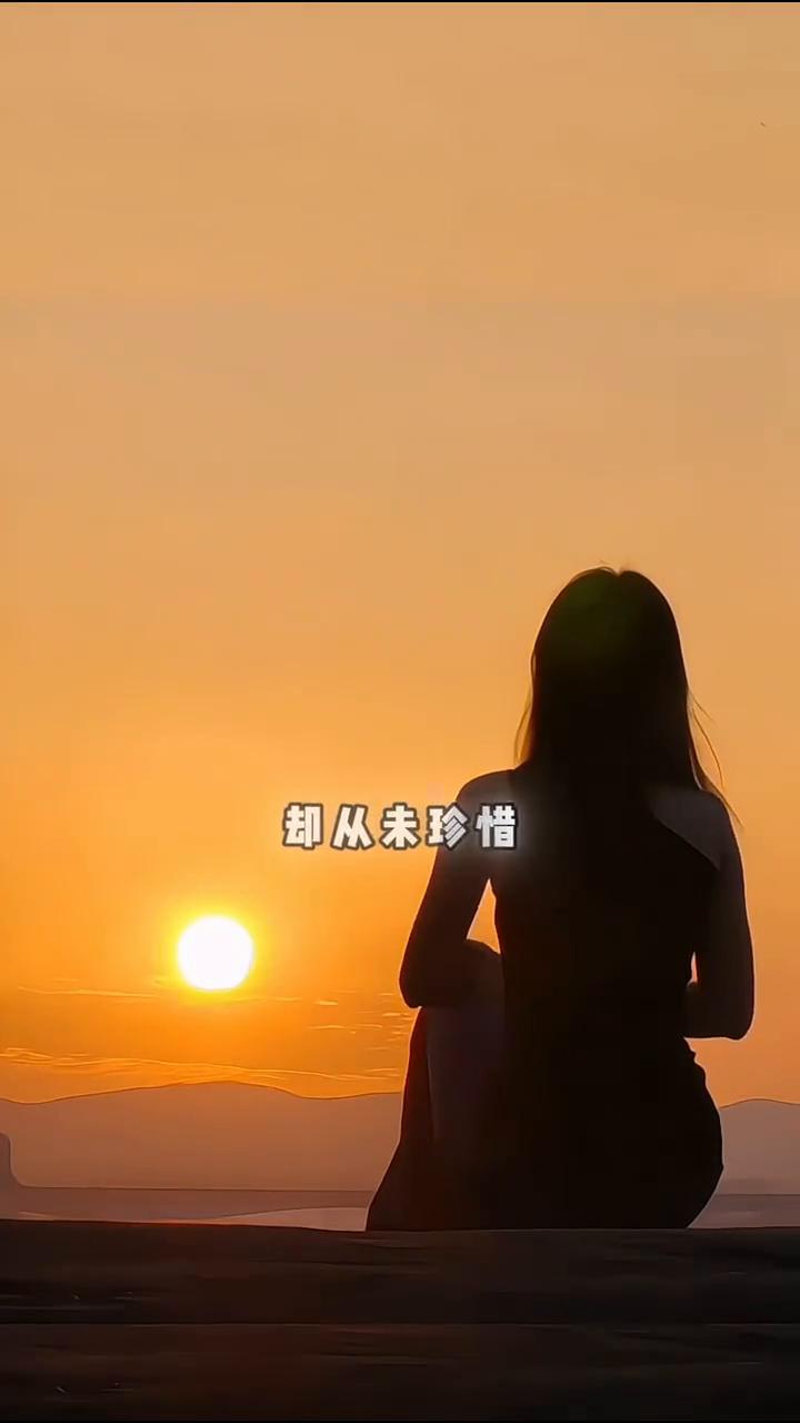 人就是要靠疯狂爱上点什么来维持生命力。如果你买衣服只是为了保暖，吃东西只是为了不