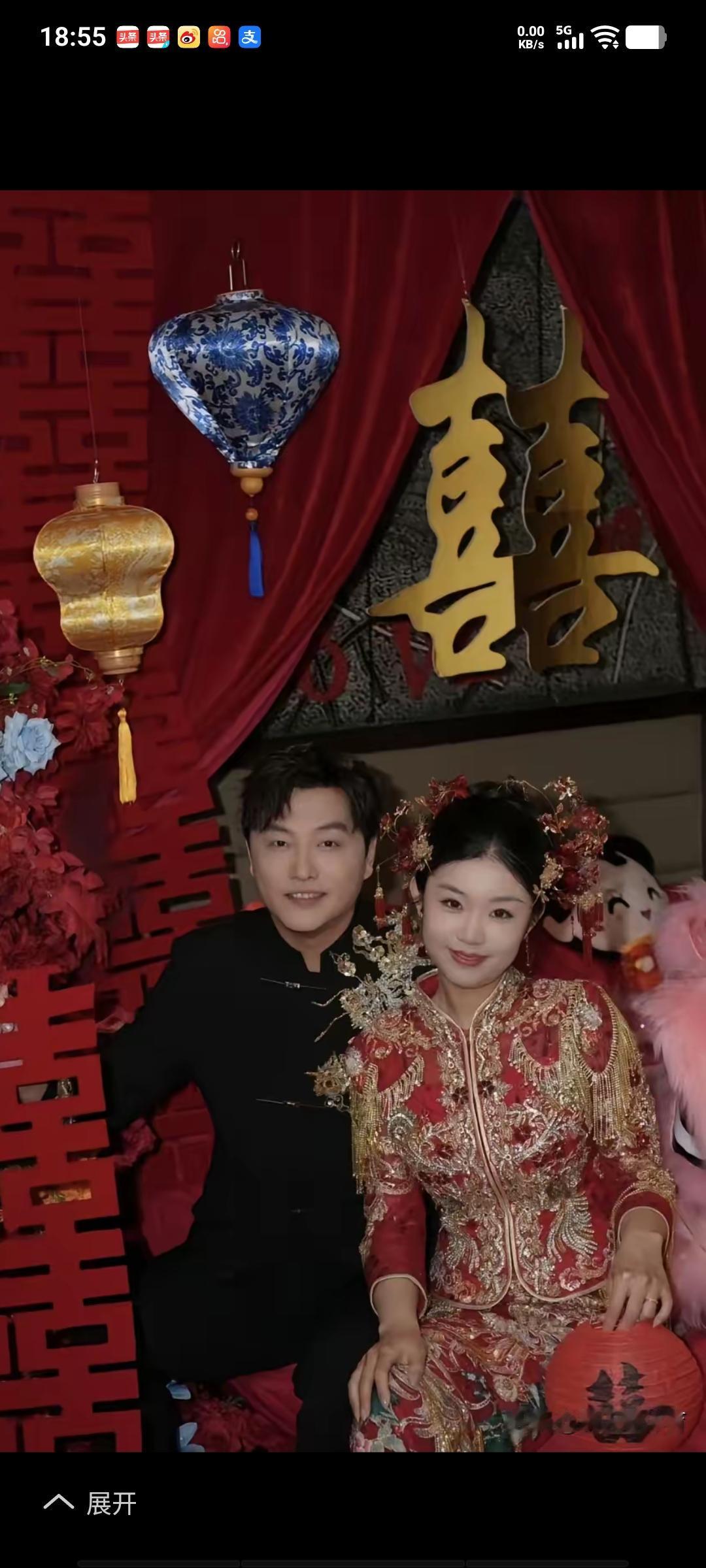 近日，26岁的前北京女排二传王艾哲结婚了，嫁给了45岁的前教练初辉，两人相差19