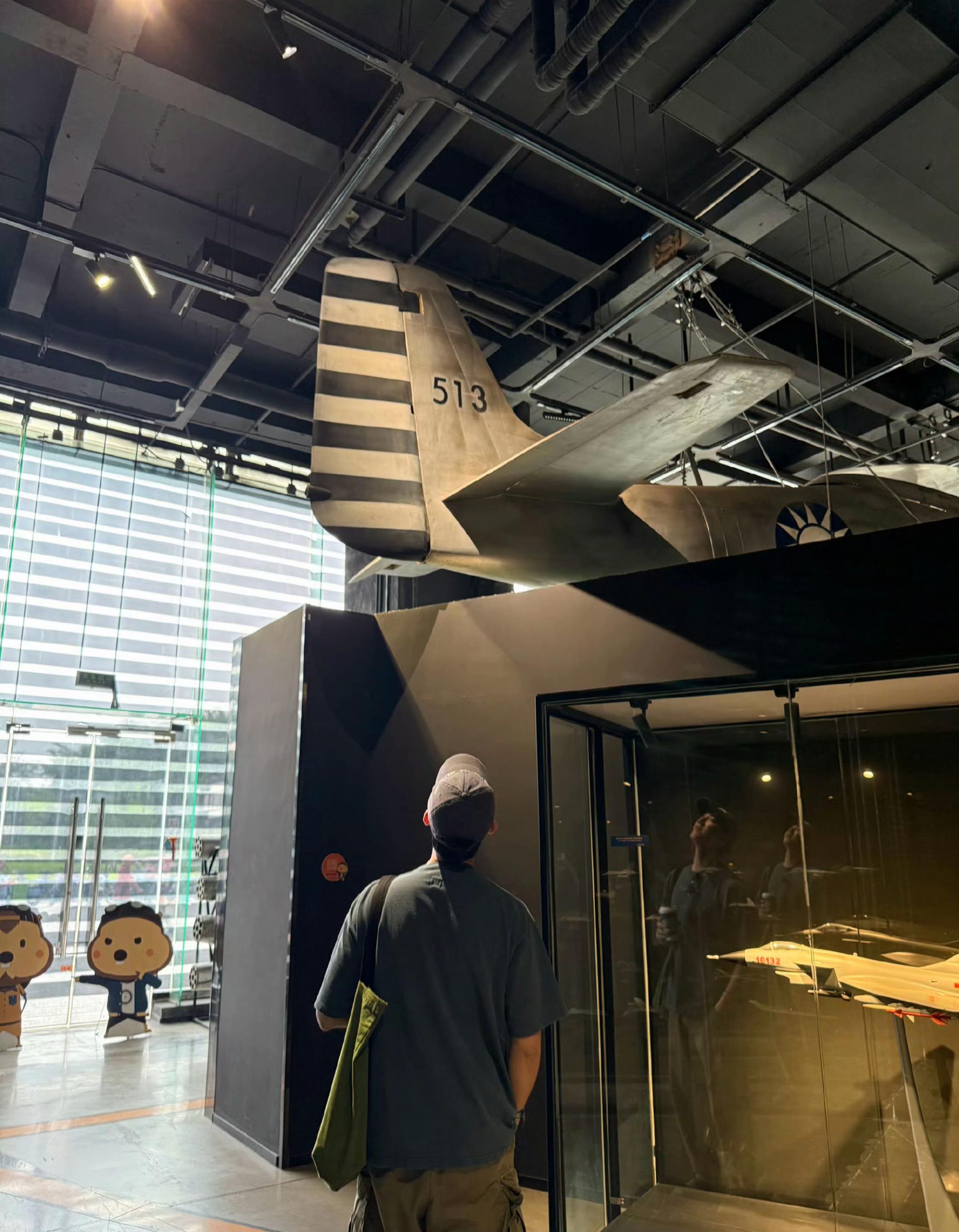 “南京有飞行员，是撒旦派来的”