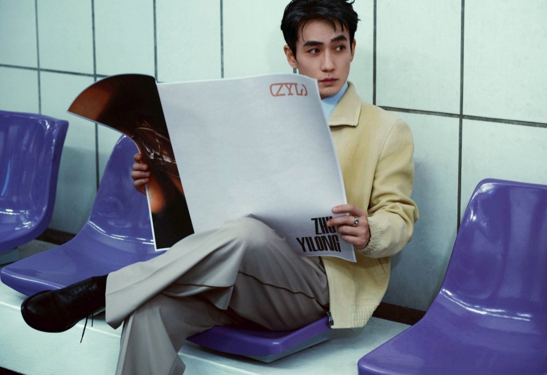 是这张！ZHU YILONGLV春夏27男装秀朱一龙路易威登品牌代言人