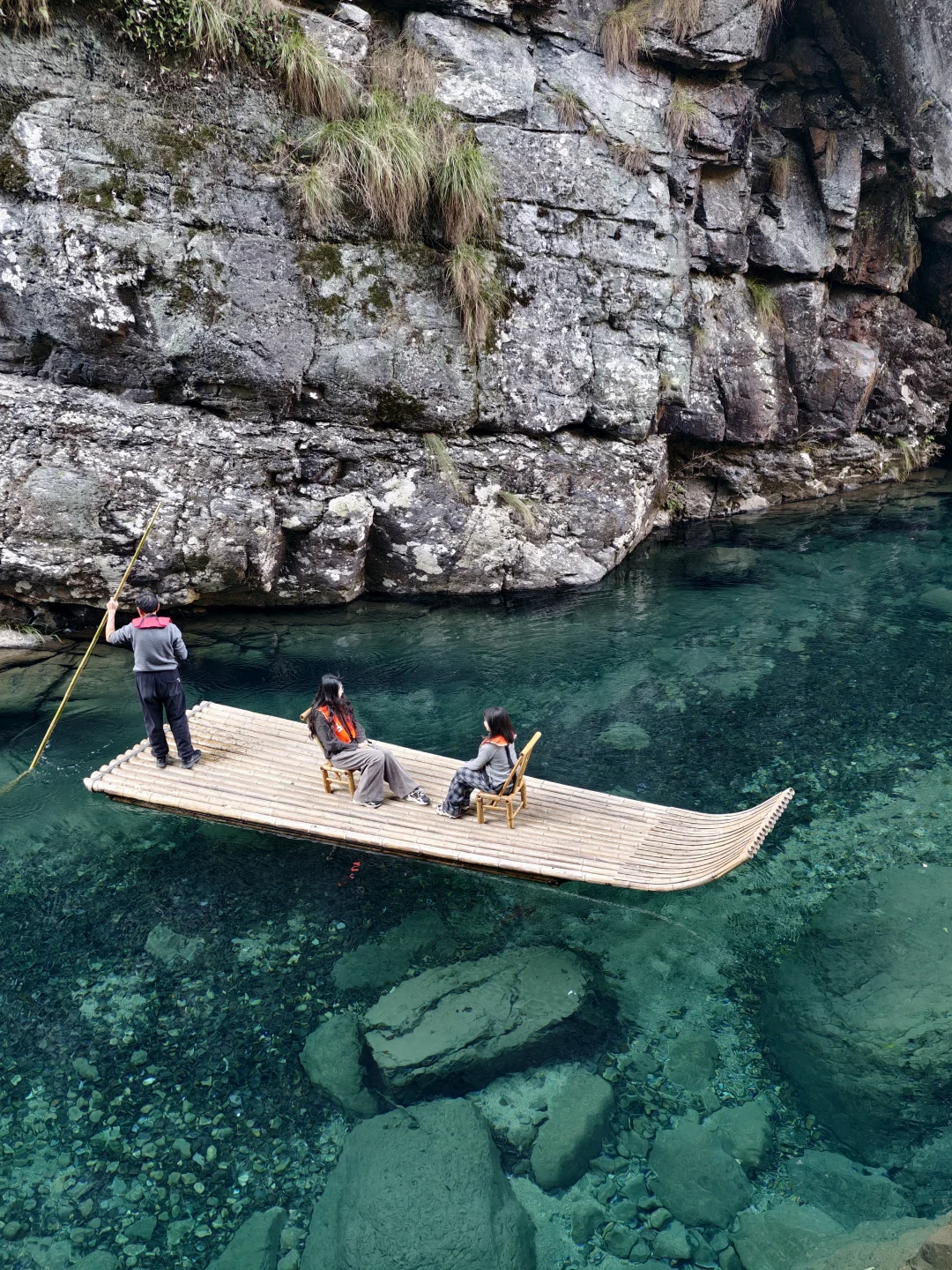 live实拍！安徽牯牛降“玻璃山泉”美炸了！