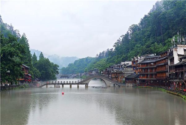 读《近思录》之4.42　

“不有躬，无攸利”。不立己，后虽向好事，犹为化物，不