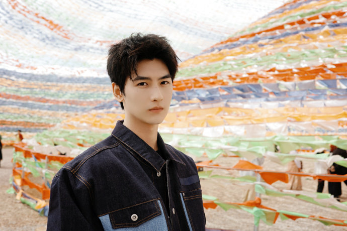 黄俊捷云南经幡大片黄俊捷这张脸给到一个夯 我不允许还有人没看过黄俊捷这组云南经幡