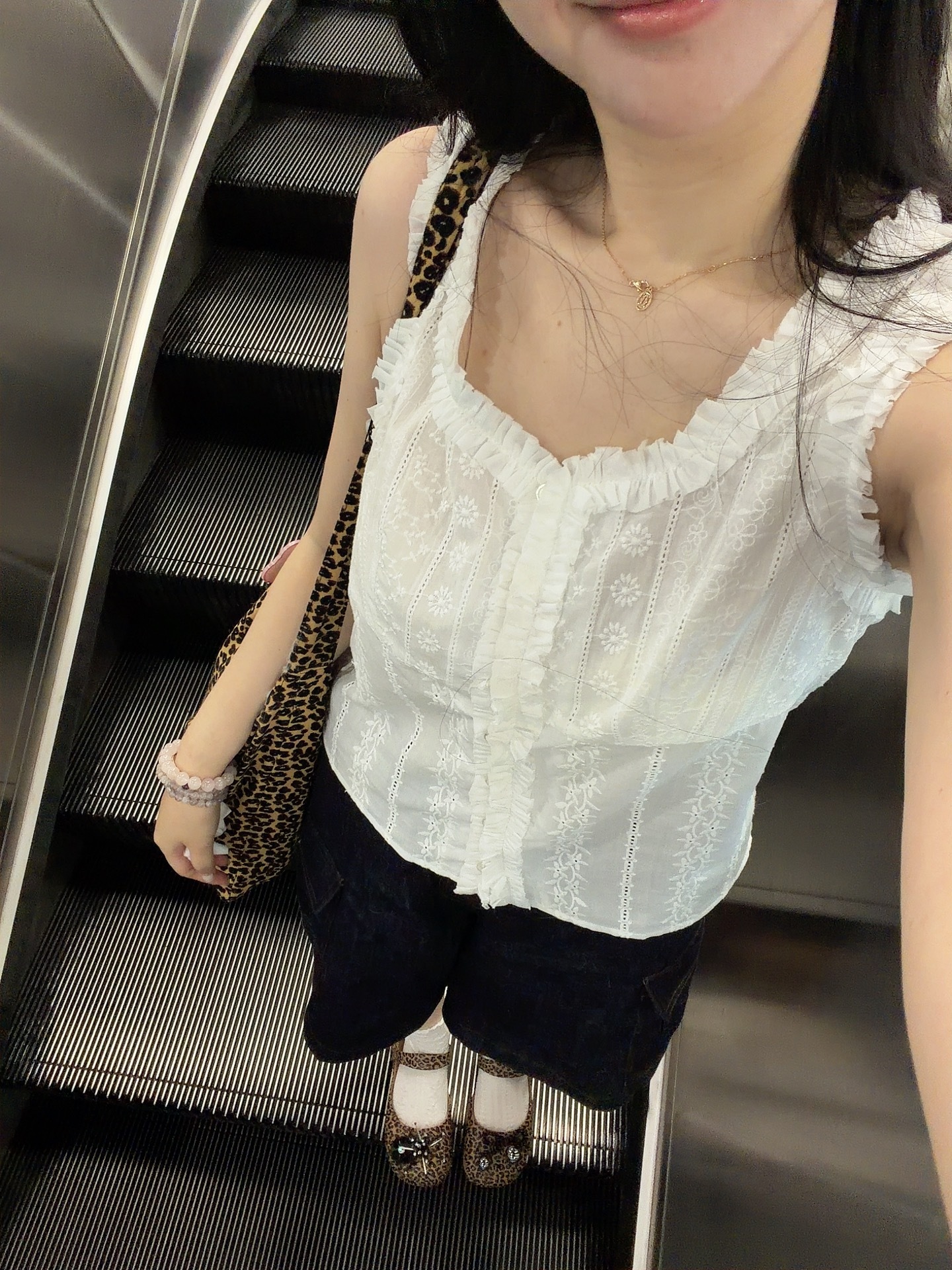 豹纹(•̀ө•́ ) 。发财穿搭