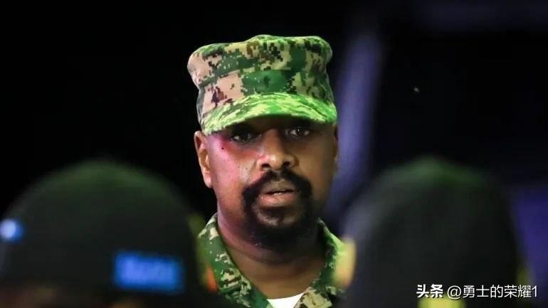 突发，🇺🇬「乌干达」军方首脑穆胡齐·凯内鲁加巴在推特上说，只要以色列一句话，