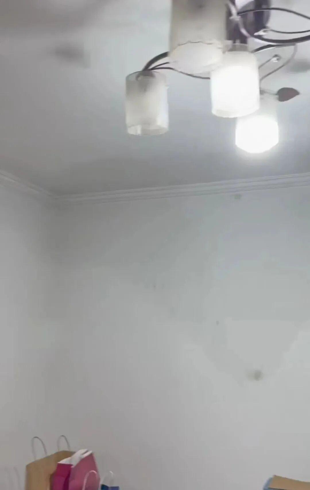 不花你钱还给你搞卫生，搞砸了，你翻脸吗？
 “不花你钱还给你搞卫生，搞砸了，你翻