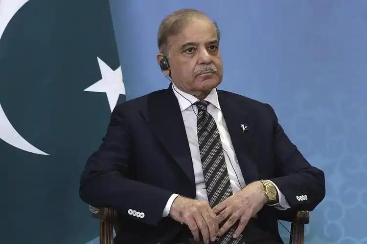 巴基斯坦总理夏巴兹在社交媒体公开致辞，将中国列为首个致谢对象，同步感谢沙特、土耳