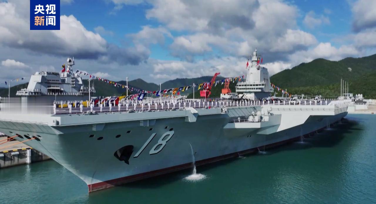 被美国忽悠了？中国闷头造完三艘航母，有人突然回过神来 —— 咱们不会真被美国的航