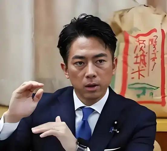 不是挺硬气吗？怎么一觉醒来全慌了？日本这回是真踢到了铁板。自家门口天上海上突然多