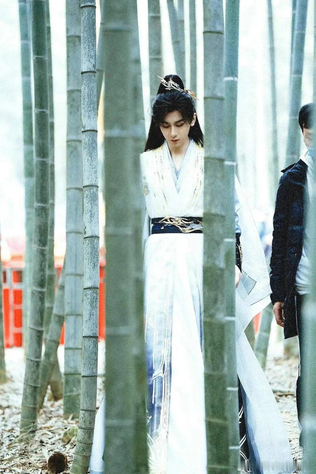 成毅王权富贵，卧槽好帅。[爱慕] ​​​