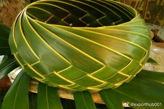 天然材料外贸新选择：香蕉叶的应用场景与实操指南香蕉叶用途广泛，兼具实用与环保价值