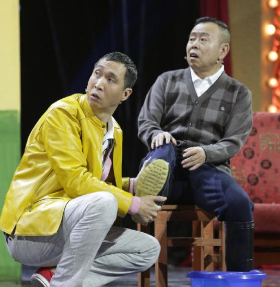 从铁岭剧团到春晚常客，潘长江凭什么火了30年？

潘长江能从铁岭剧团的小演员，变