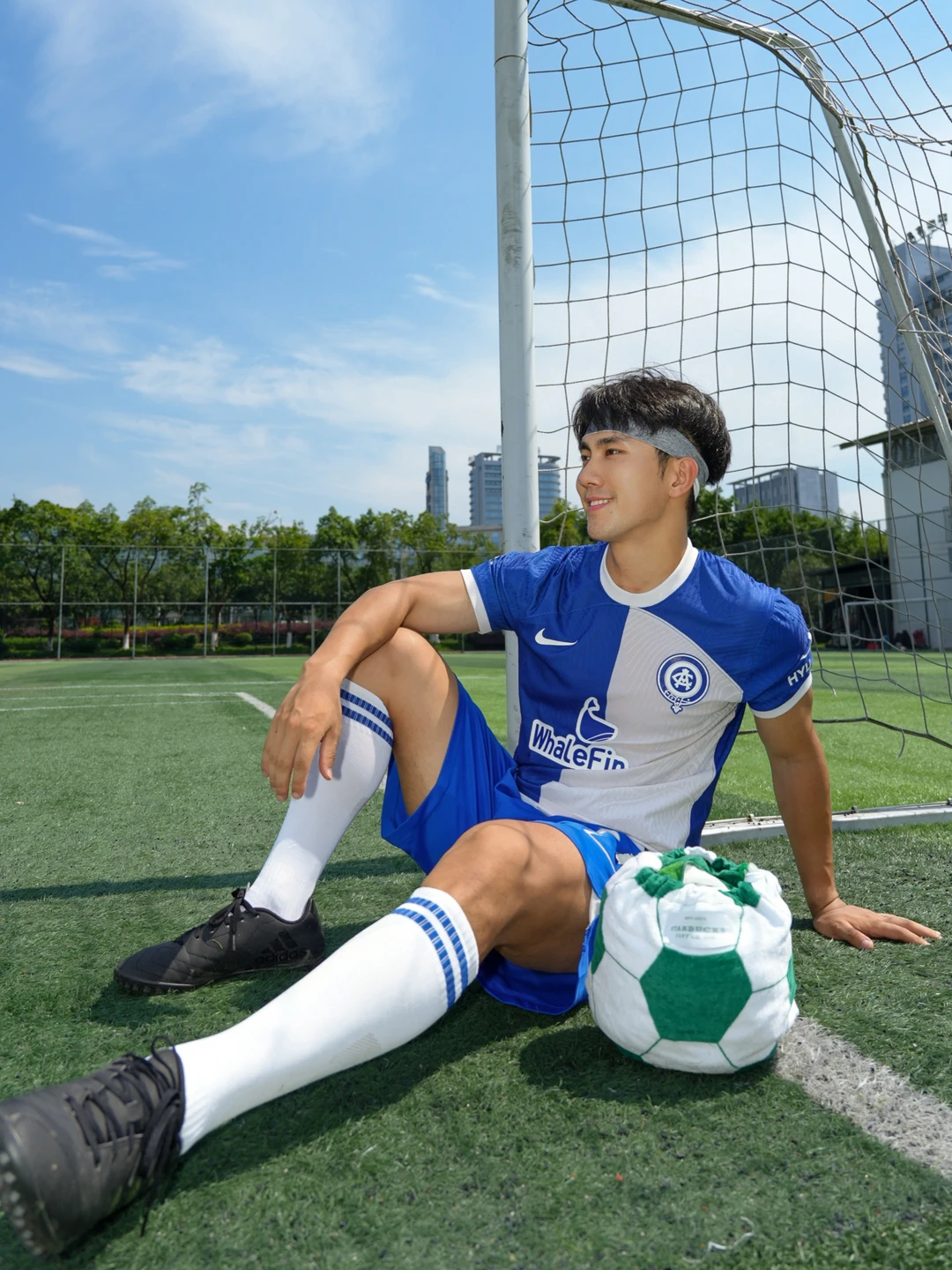 ⚽️夏日踢球，星巴克小包就位