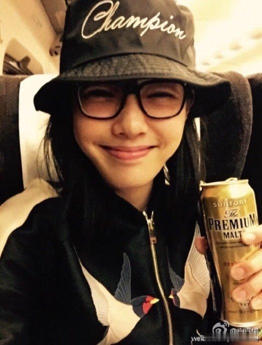 王传君 白百何在娱乐圈这个光怪陆离的大舞台上，每天都有无数的故事在上演。今天，我