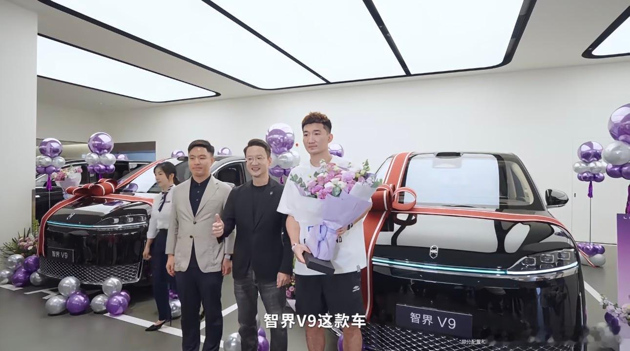 不管是家庭组队自驾，还是和朋友约着跑长线、露营，MPV永远是出行快乐天花板。以前