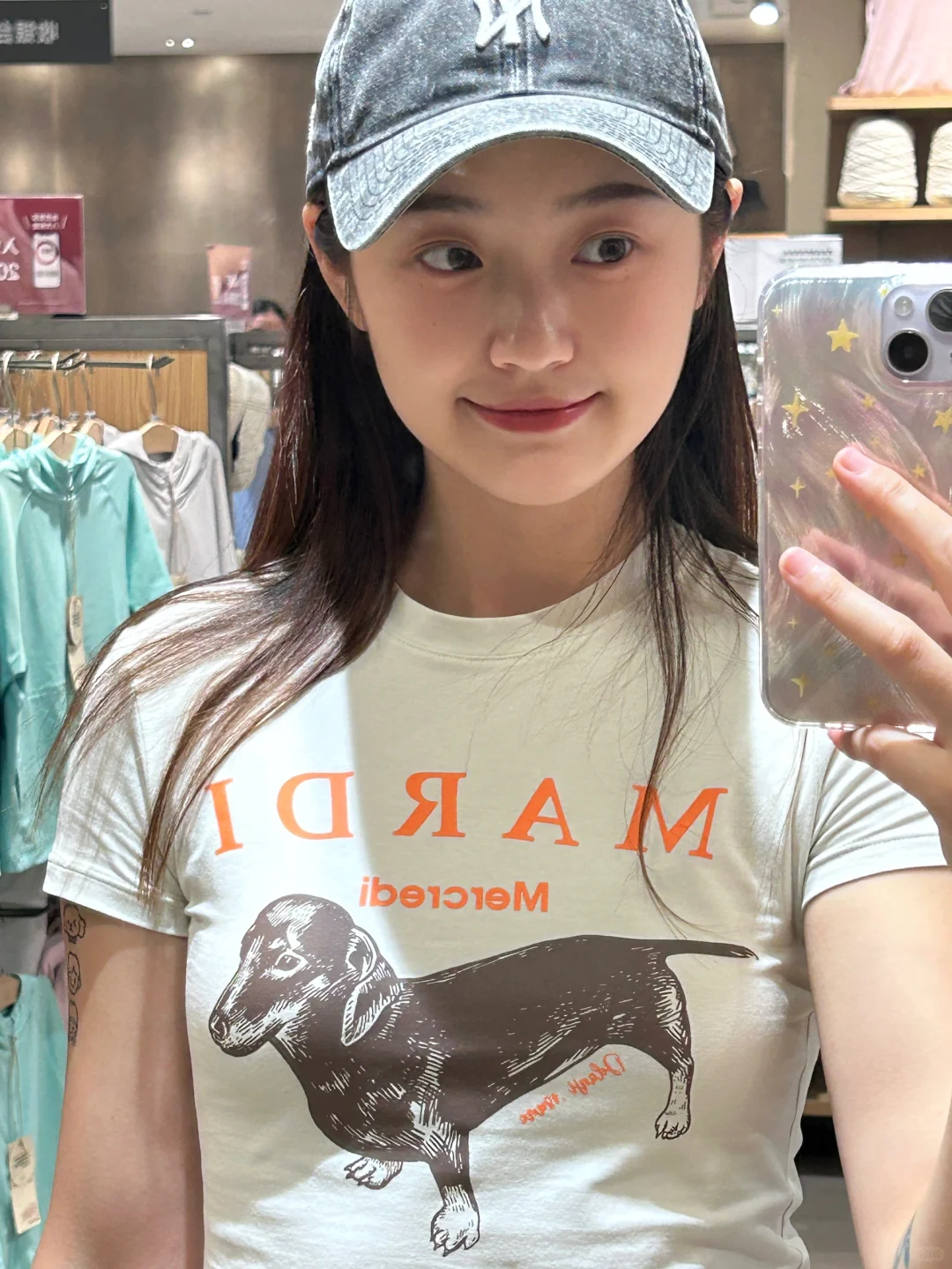她挺美的，就是不大上镜