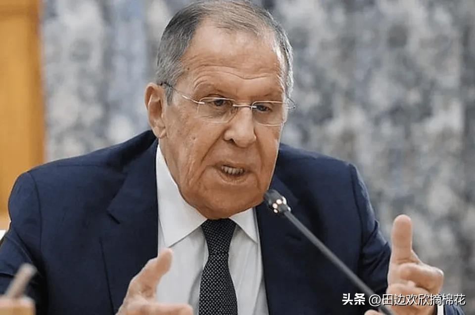 俄罗斯直接拒绝给日本供油，日本慌了！
 
俄罗斯正式宣布，不再向日本供应石油。