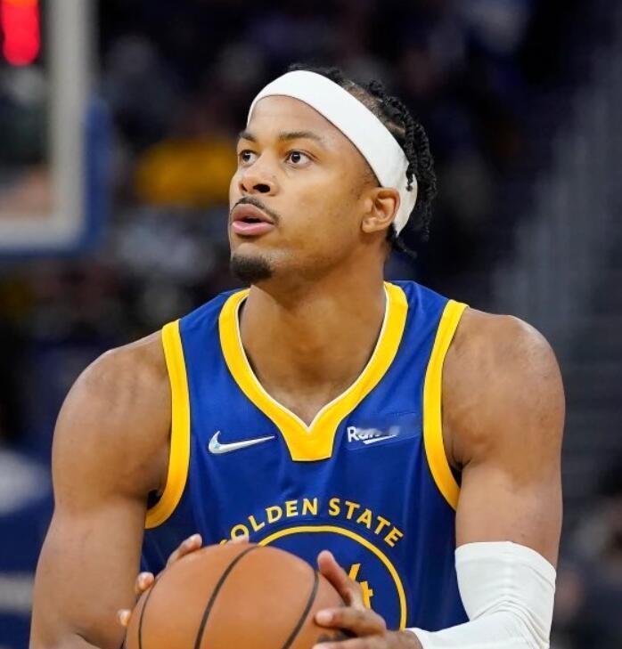 勇三崩!勇士不敌国王，坑货几人!
勇三疯，变勇三崩!三老不战，一战显形，球队现状