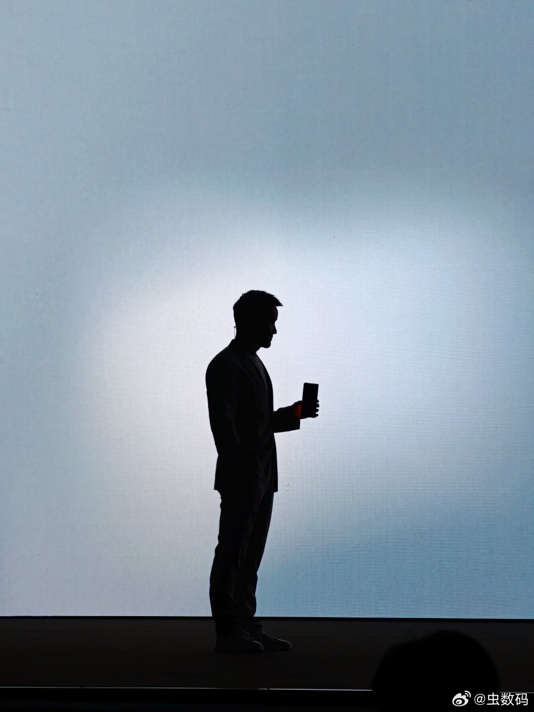 刘作虎这剪影还行？ 