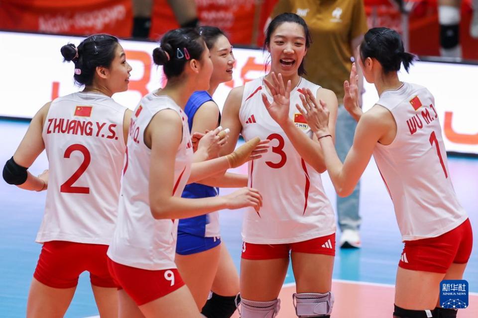 亚运会女排八强基本锁定：
中国女排
日本女排
泰国女排
韩国女排
越南女排
中国