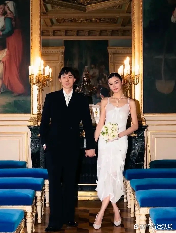 林依轮长子林子濠结婚了，新娘是法籍华裔模特陈瑜。看这一家人的面相，有种不是一家人