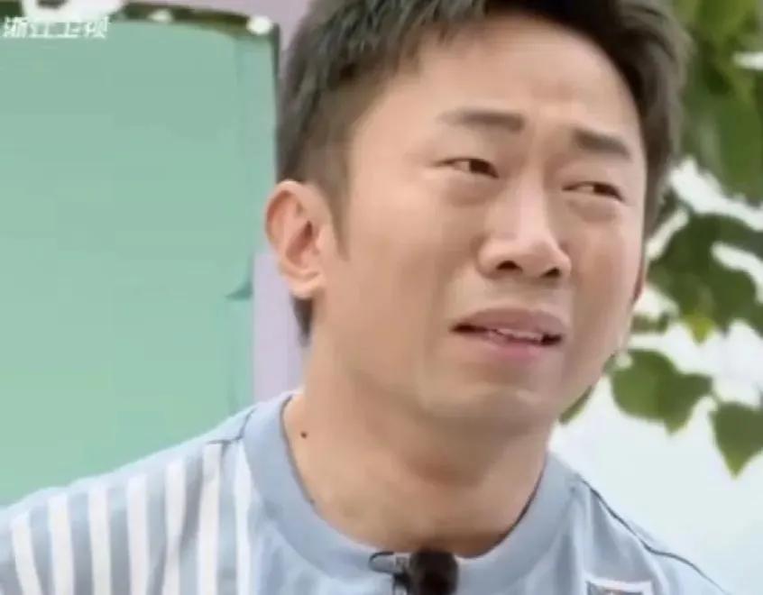 杨迪，痛哭流泪！

6月30日，杨迪冲上了热搜，热搜名字很悲伤，“杨迪   痛哭