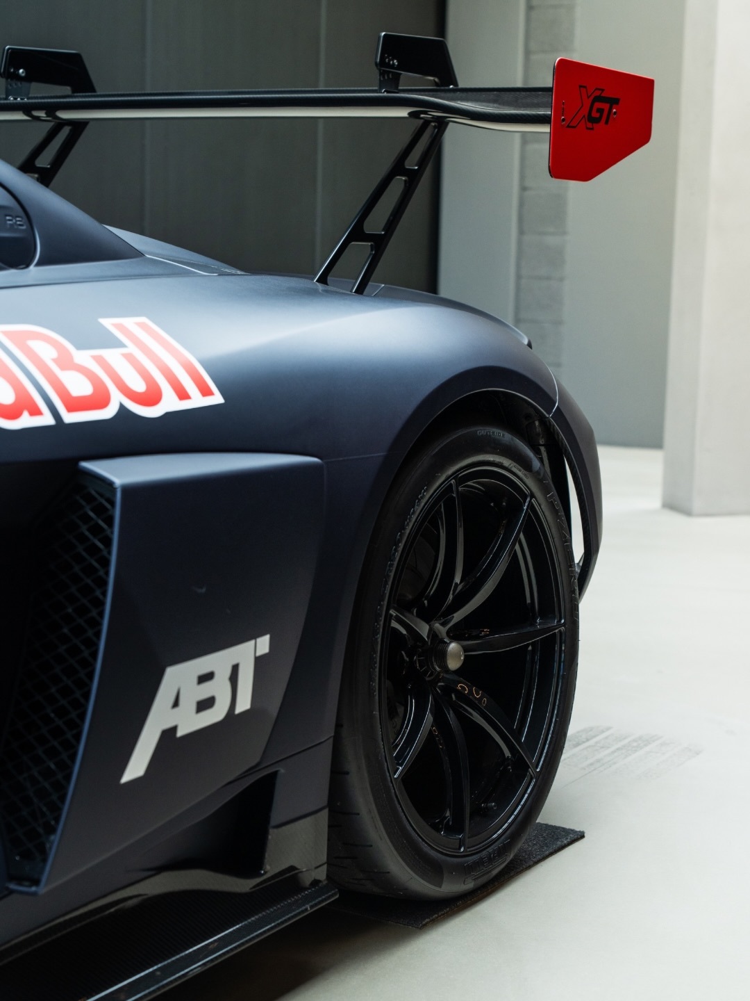 ABT XGT红牛涂装上身~🎨ABT XGT是由ABT Sportline的D