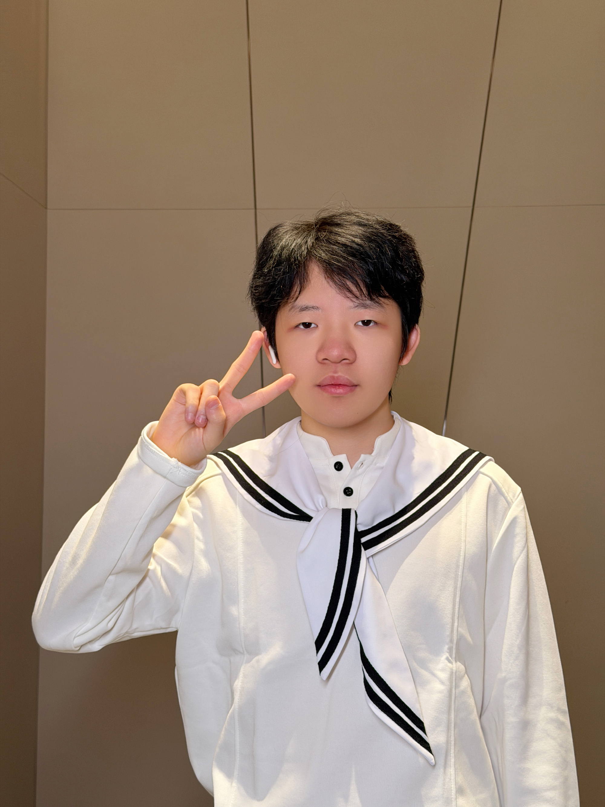 兔子口袋   兔子晚些有机会捉到染祥和钟意同学[兔子]大家有什么想问的问题可以在