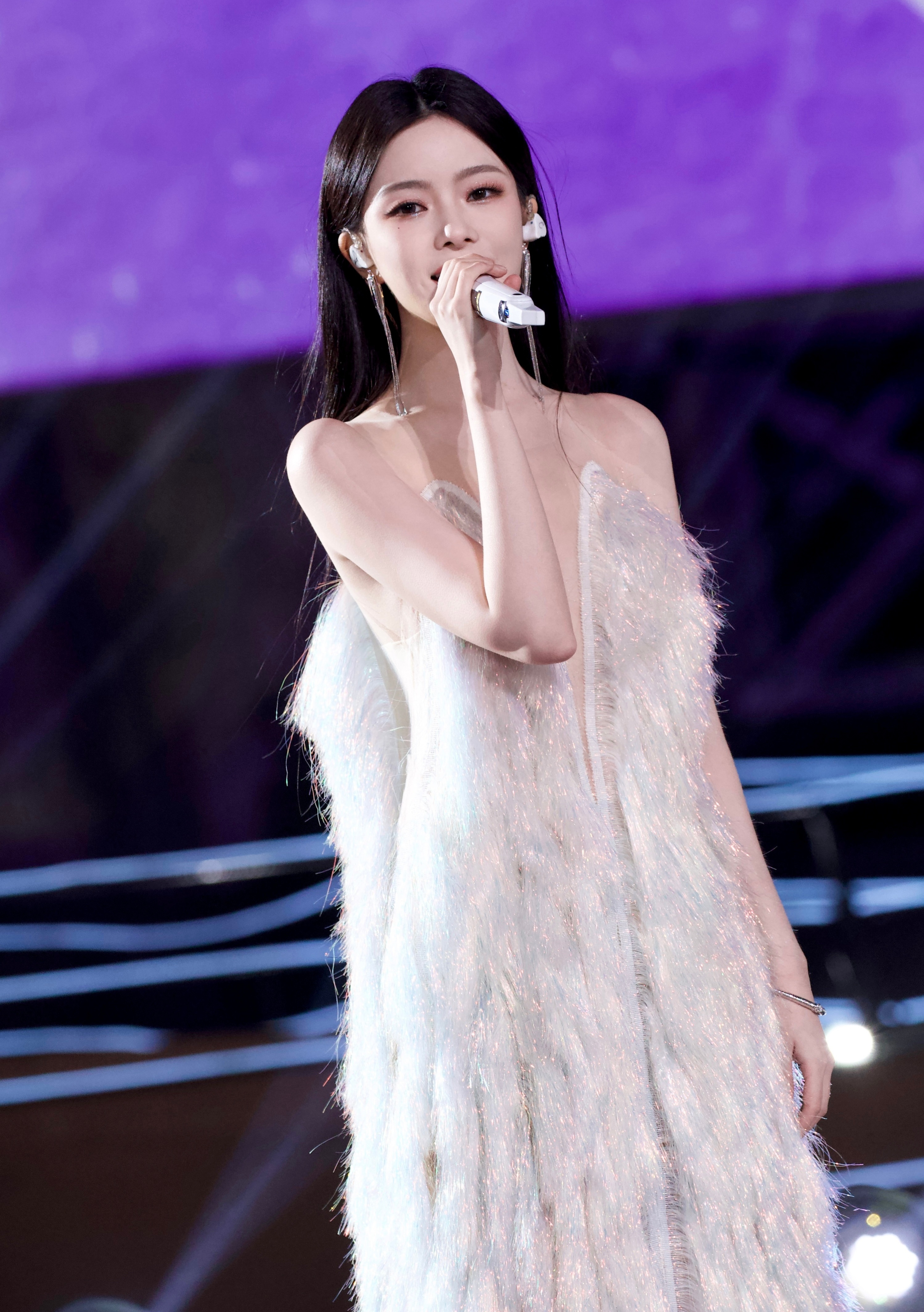 陈卓璇 在复制粘贴的时代，你是手写的诗